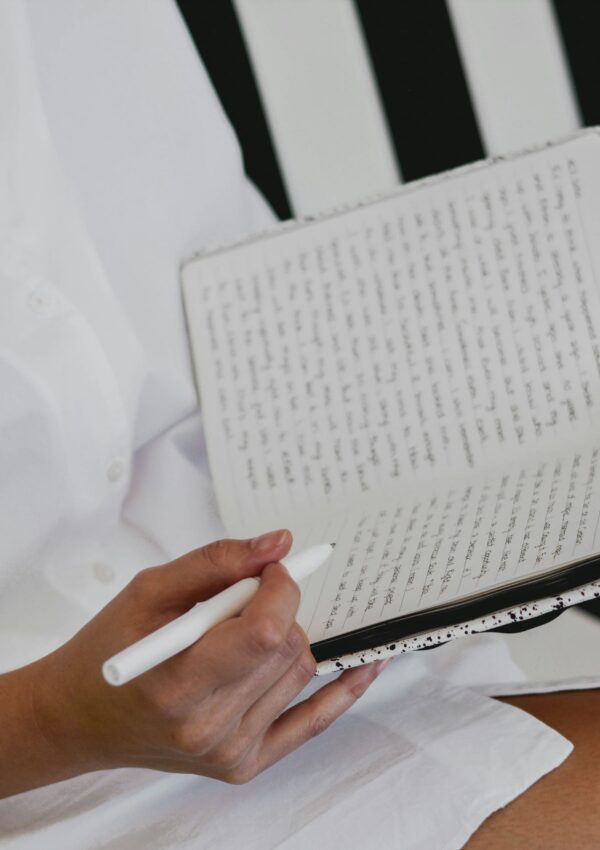 How to Journal for Personal Growth and Self-improvement