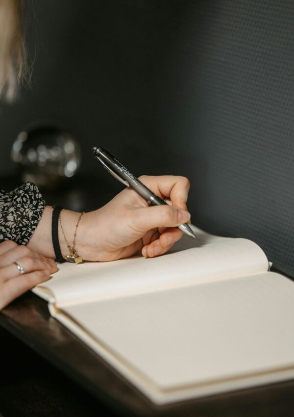 Journaling vs. Keeping a Diary: What’s the Difference?